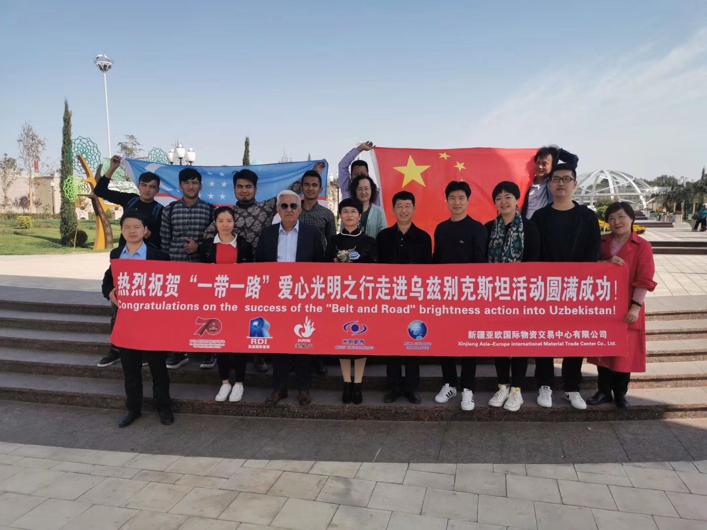 1576050592019040810.jpg w1.jpg